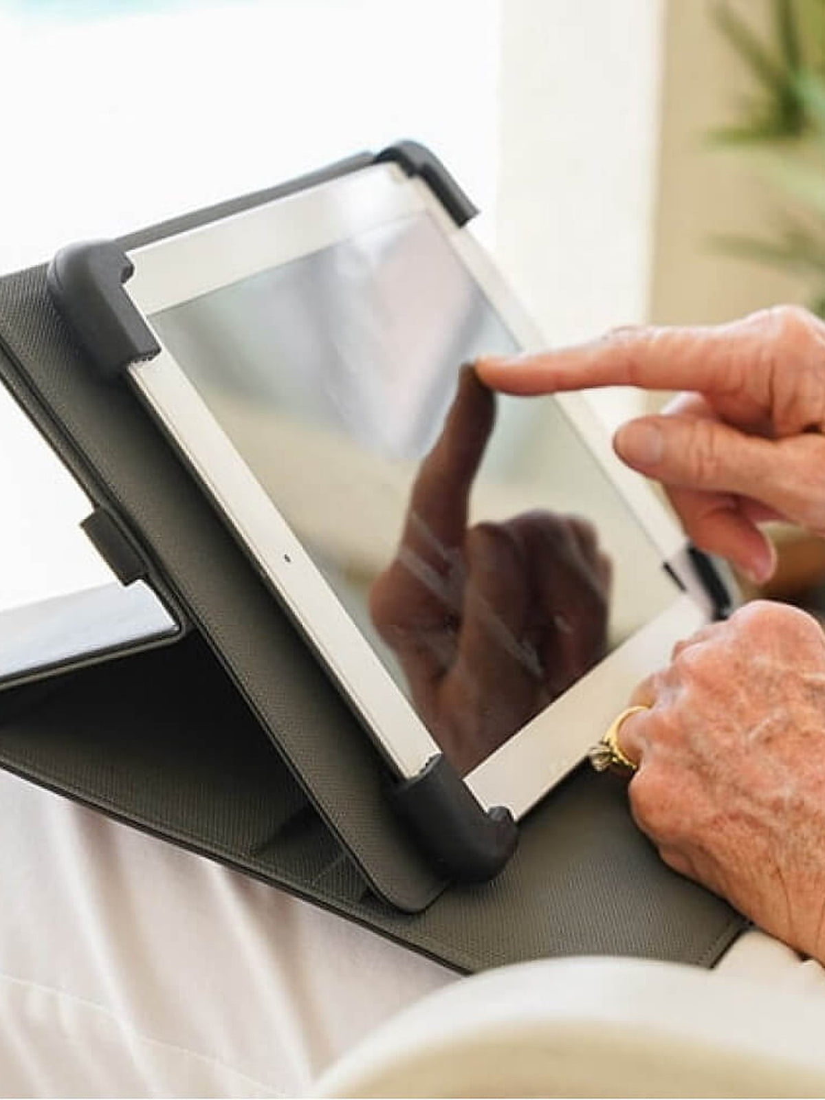 Etui ochronne na tablet / iPad przed promieniowaniem EMF