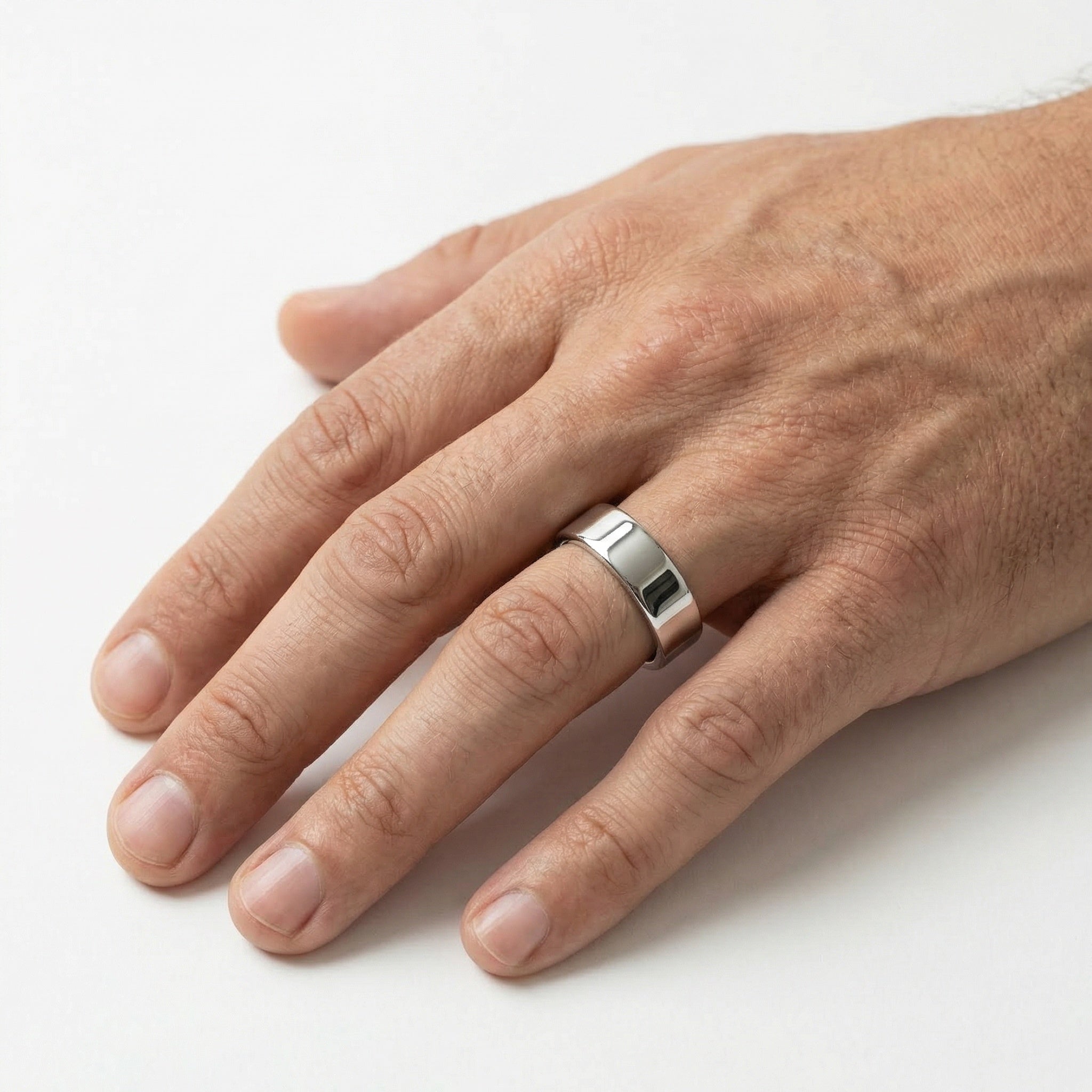 EQUA Smart Ring - an intelligent ring that monitors sleep, regeneration and physical activity